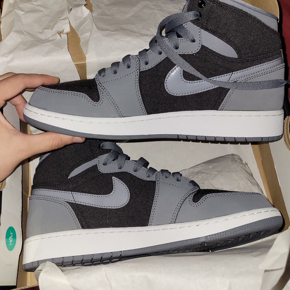 New Jordan Gray and Black Men's Sneakers - Picture 2 of 5